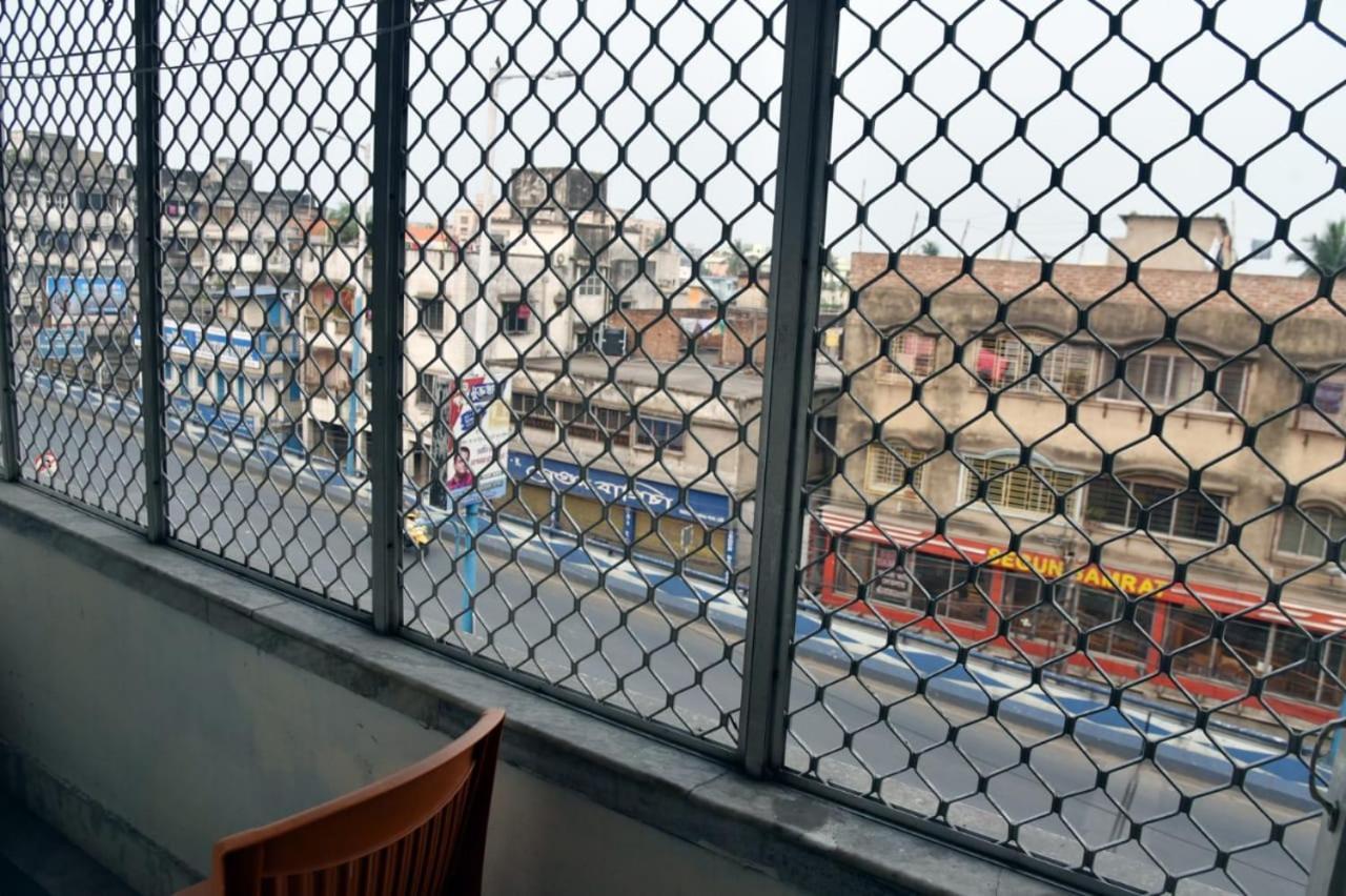 Janata Hotel Kolkata Exterior photo